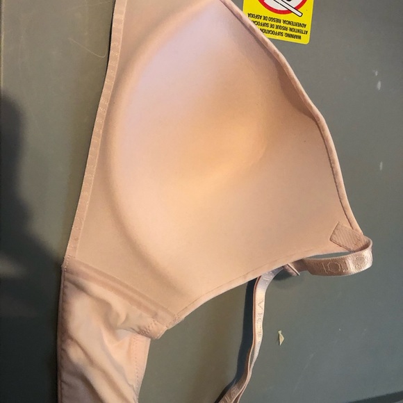 Victoria secrete wireless T-shirt bra - Picture 4 of 6